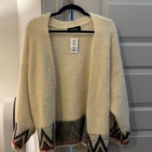 NWT printed soft Aztec cardigan
